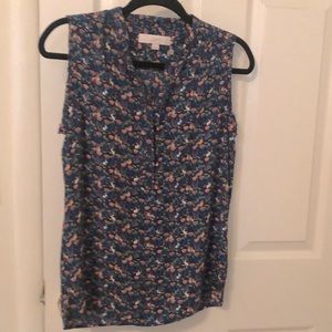 Women’s sleeveless blouse